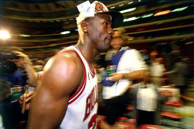 外媒盘点金球奖前30最佳阵容 维哈姆前锋马丁守门